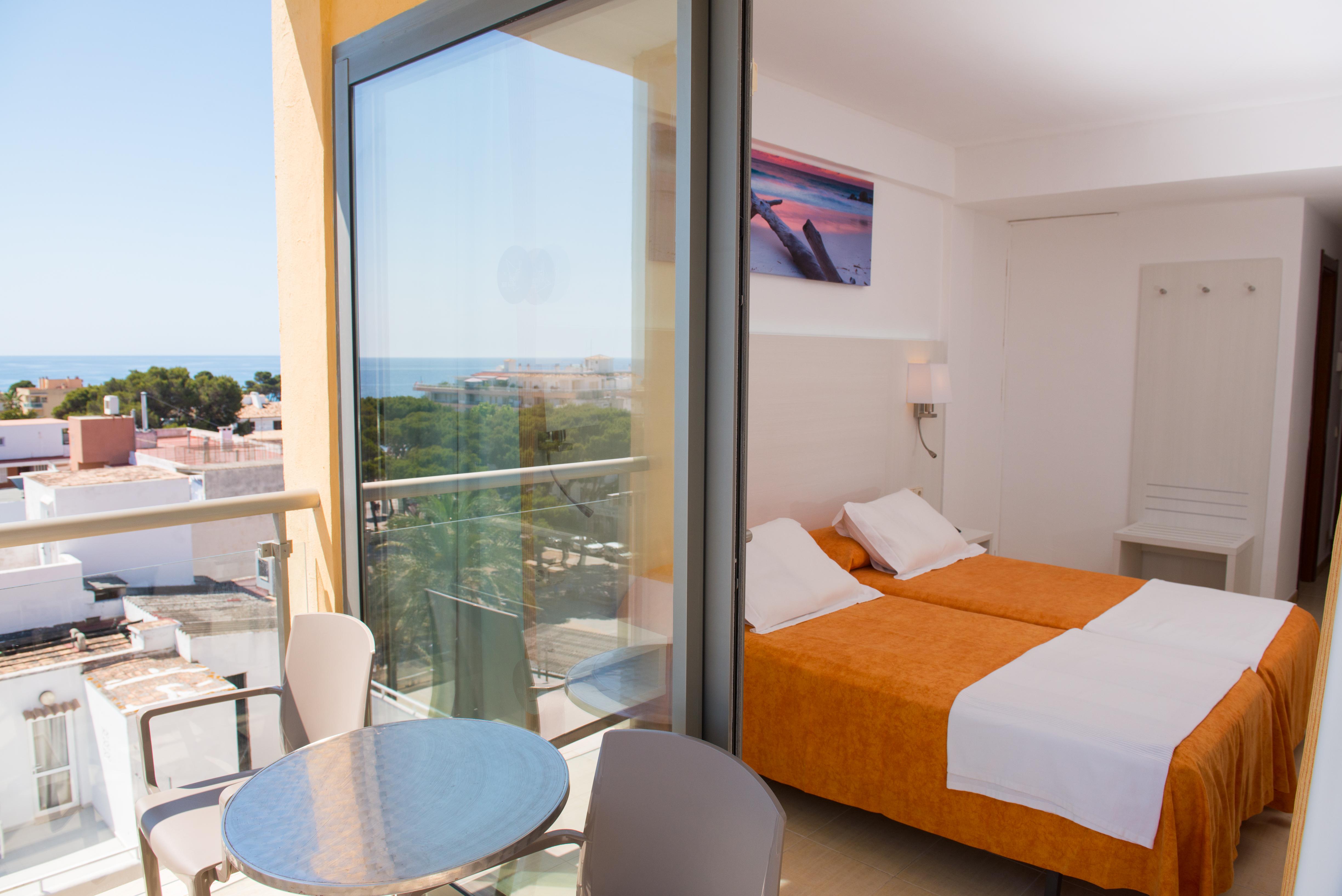Hotel Bella Mar Кала-Ратхада Екстер'єр фото