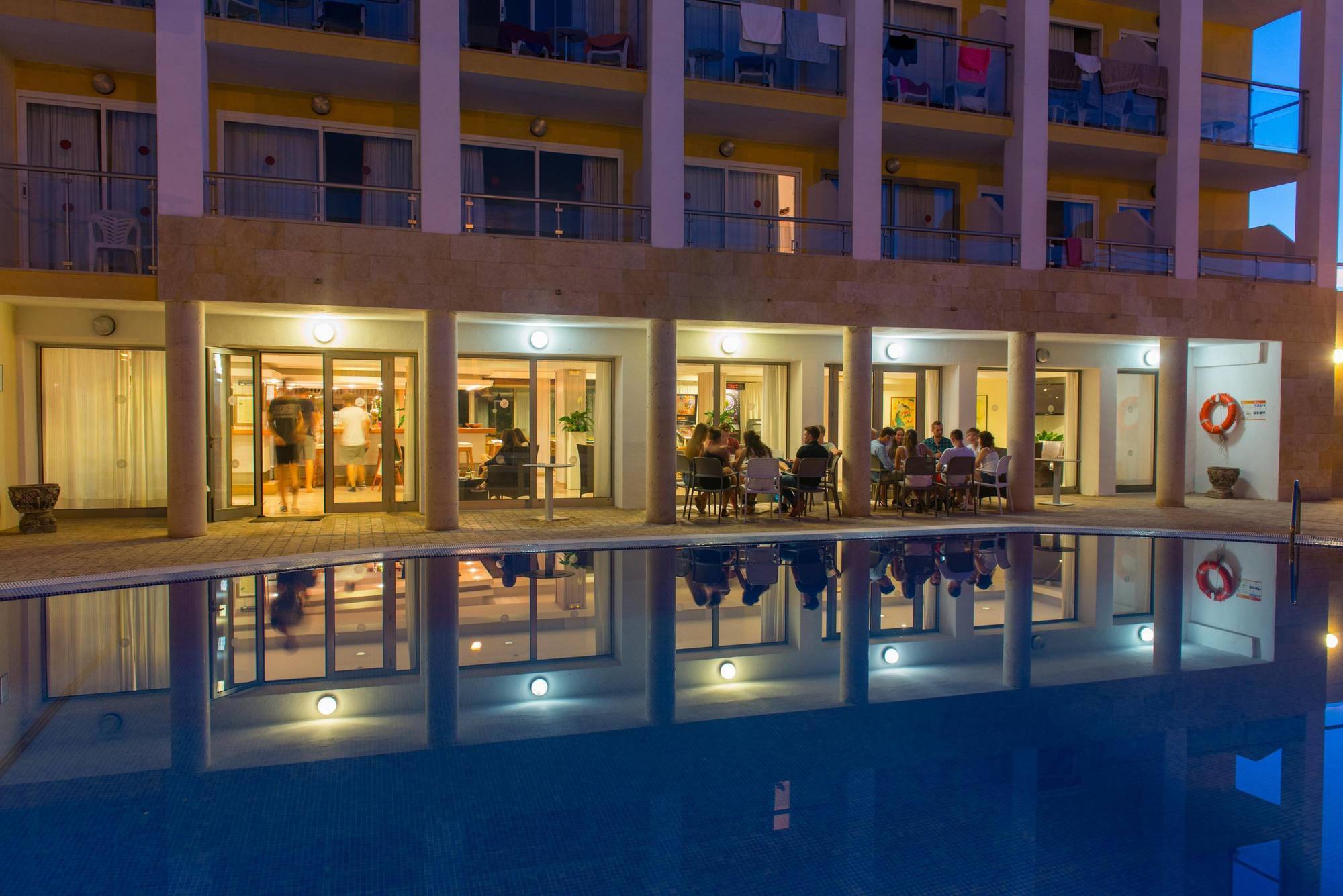 Hotel Bella Mar Кала-Ратхада Екстер'єр фото
