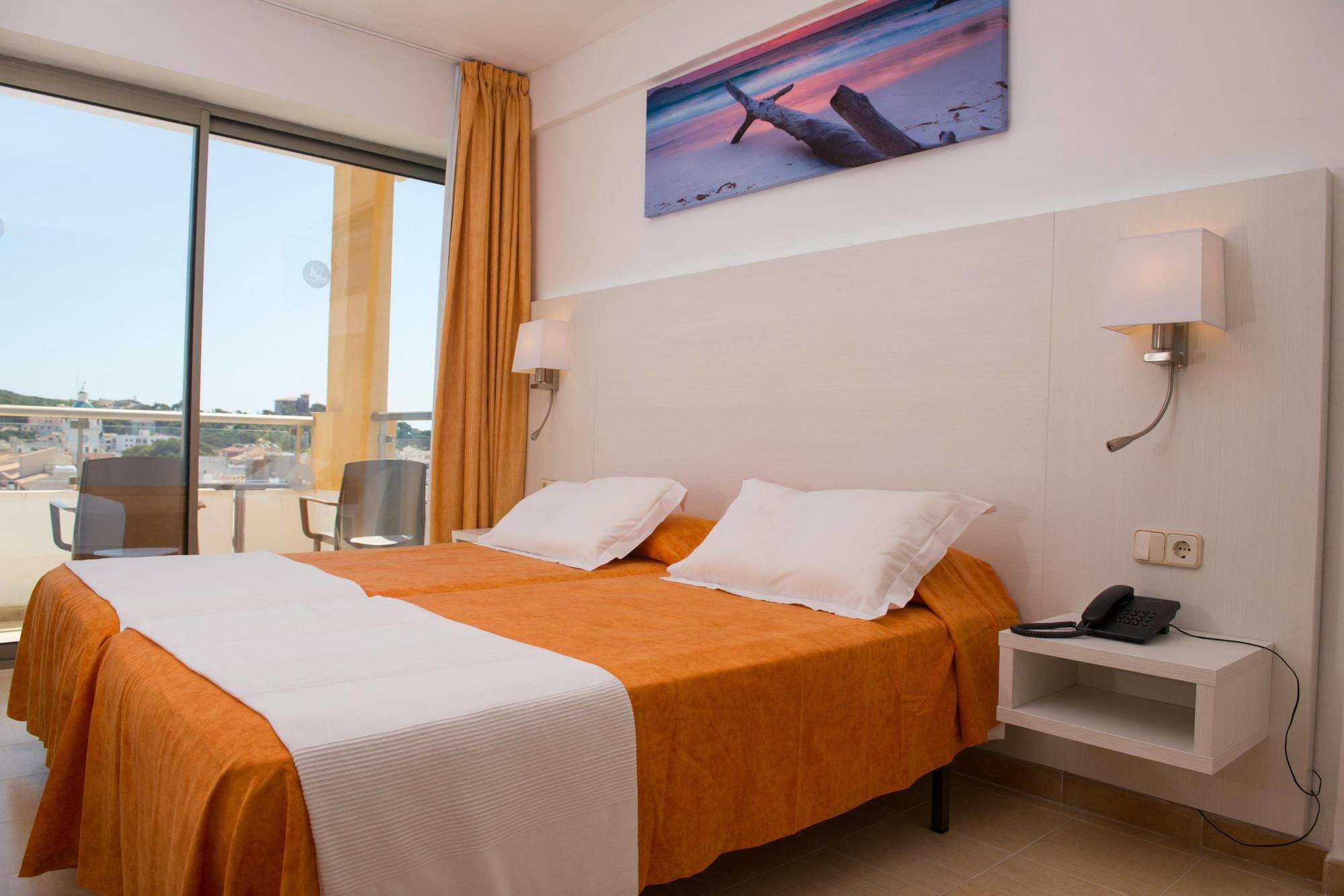 Hotel Bella Mar Кала-Ратхада Екстер'єр фото