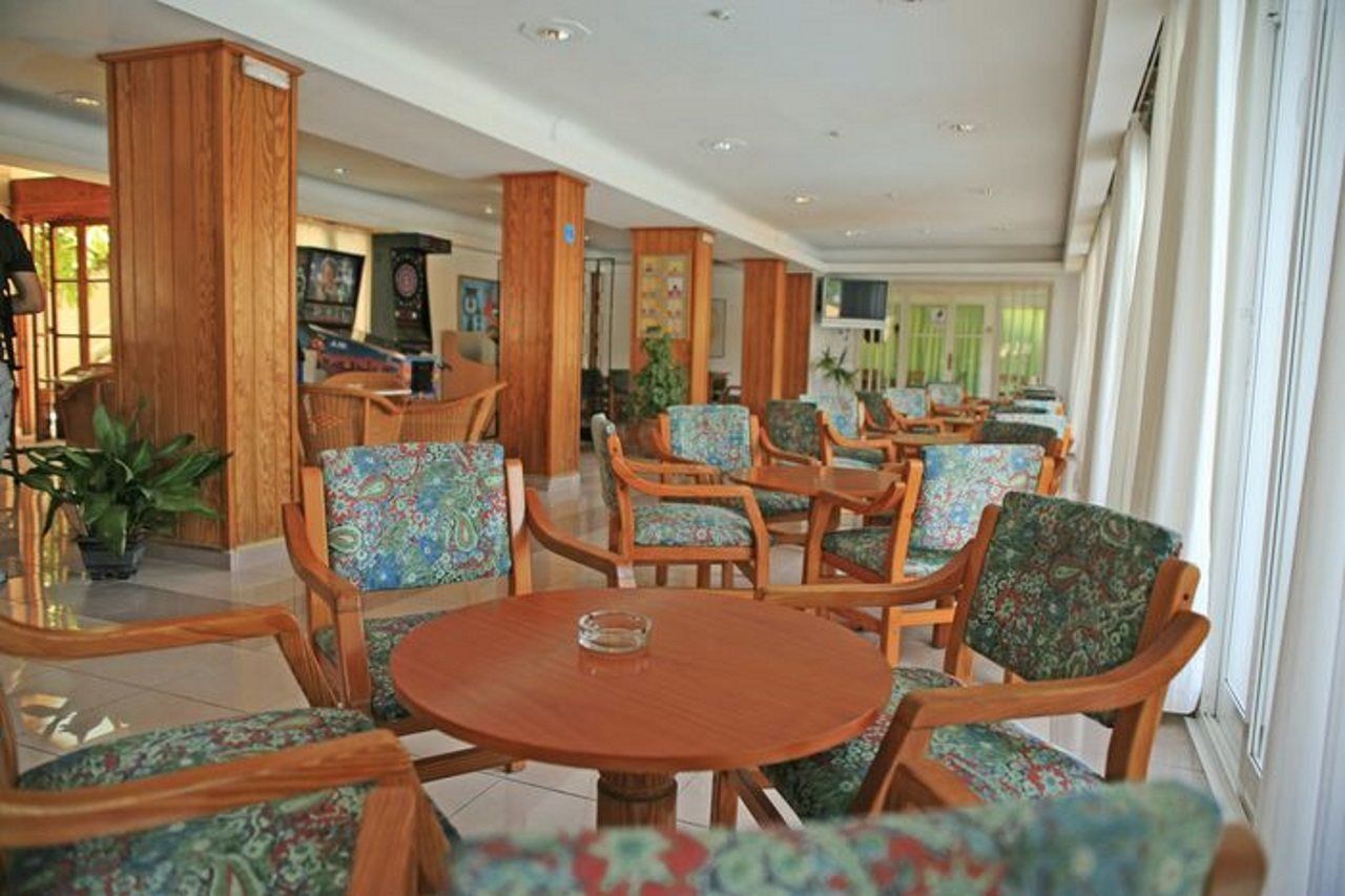 Hotel Bella Mar Кала-Ратхада Екстер'єр фото